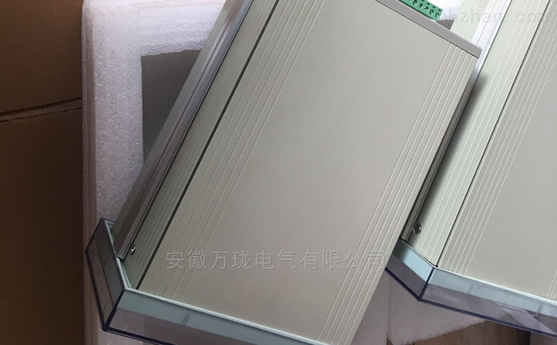 ضѲyx
